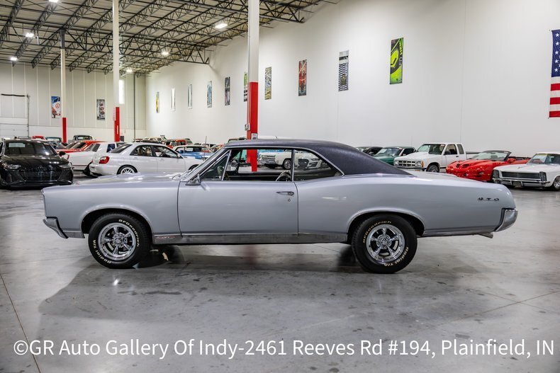 Coupe in Plainfield, United States 4 - 18998756