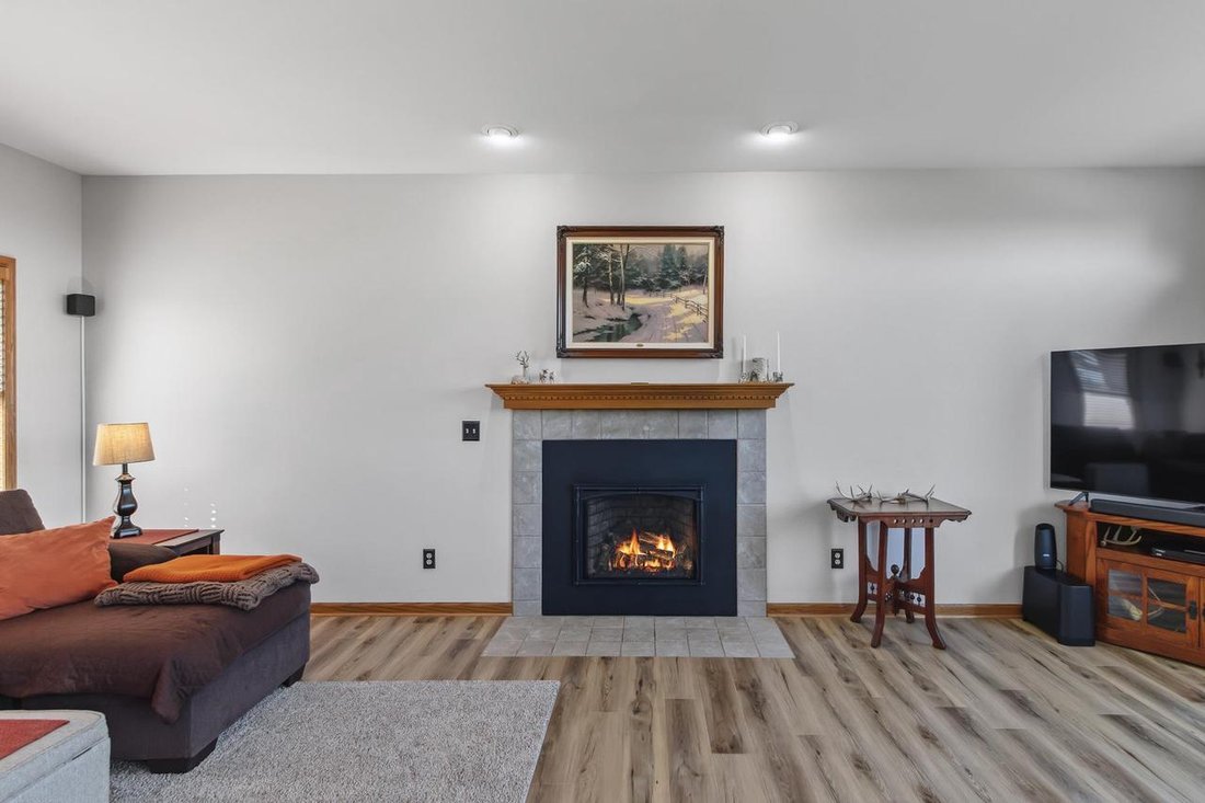 House in Allenton, Wisconsin, United States 5 - 18998242