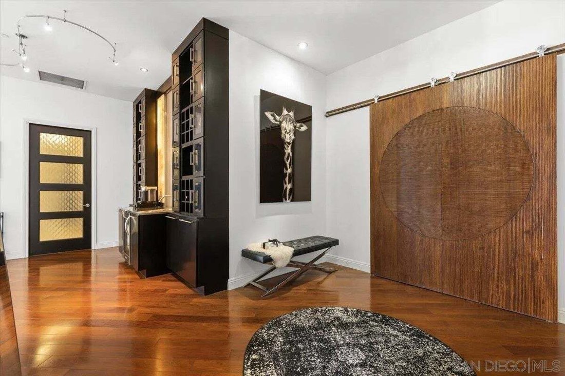 Condo in San Diego, California, United States 4 - 18998346