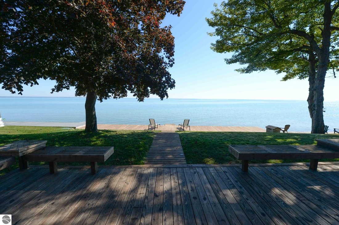 House in Tawas City, Michigan, United States 2 - 18998208