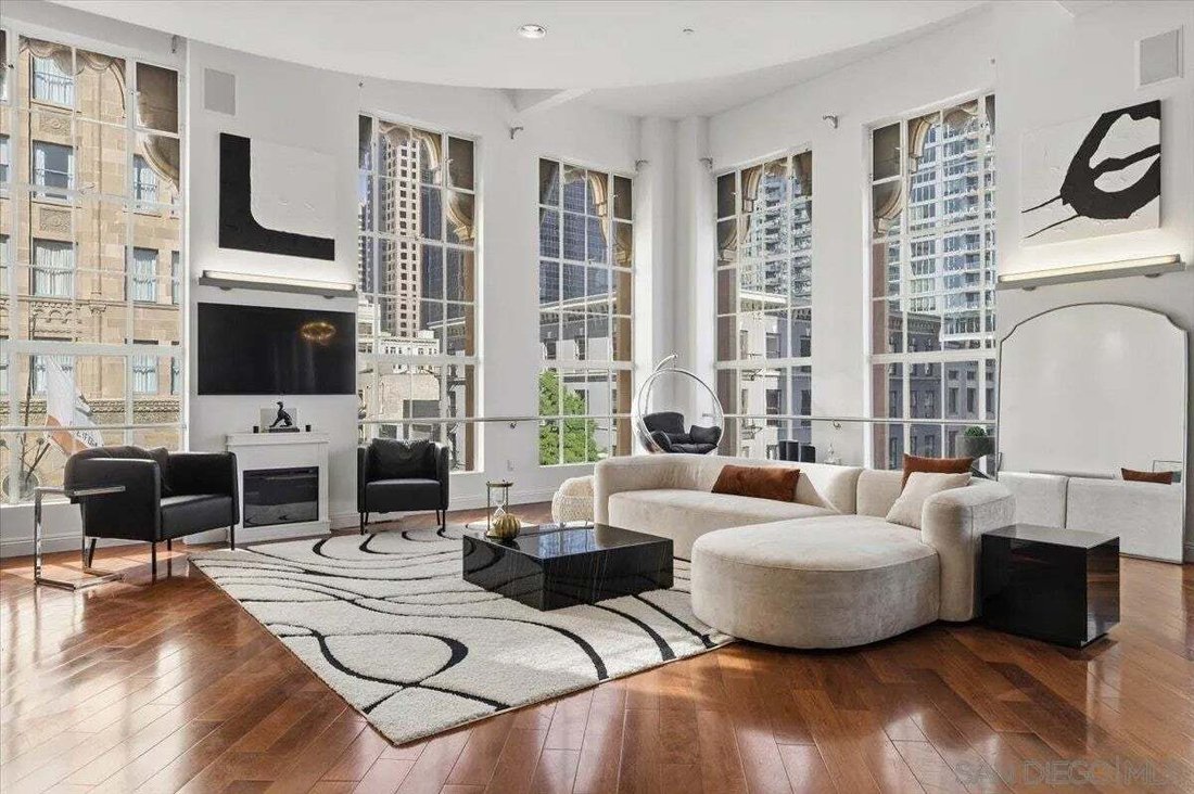 Condo in San Diego, California, United States 1 - 18998346