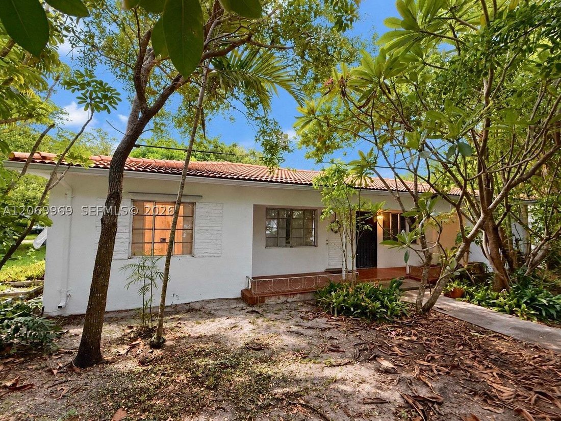 House in Miami, Florida, United States 1 - 18995543