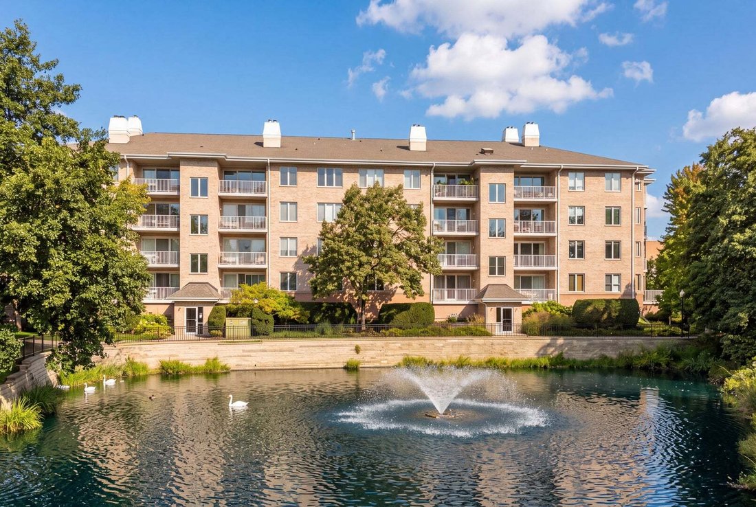 Condo in Park Ridge, Illinois, United States 2 - 18998559