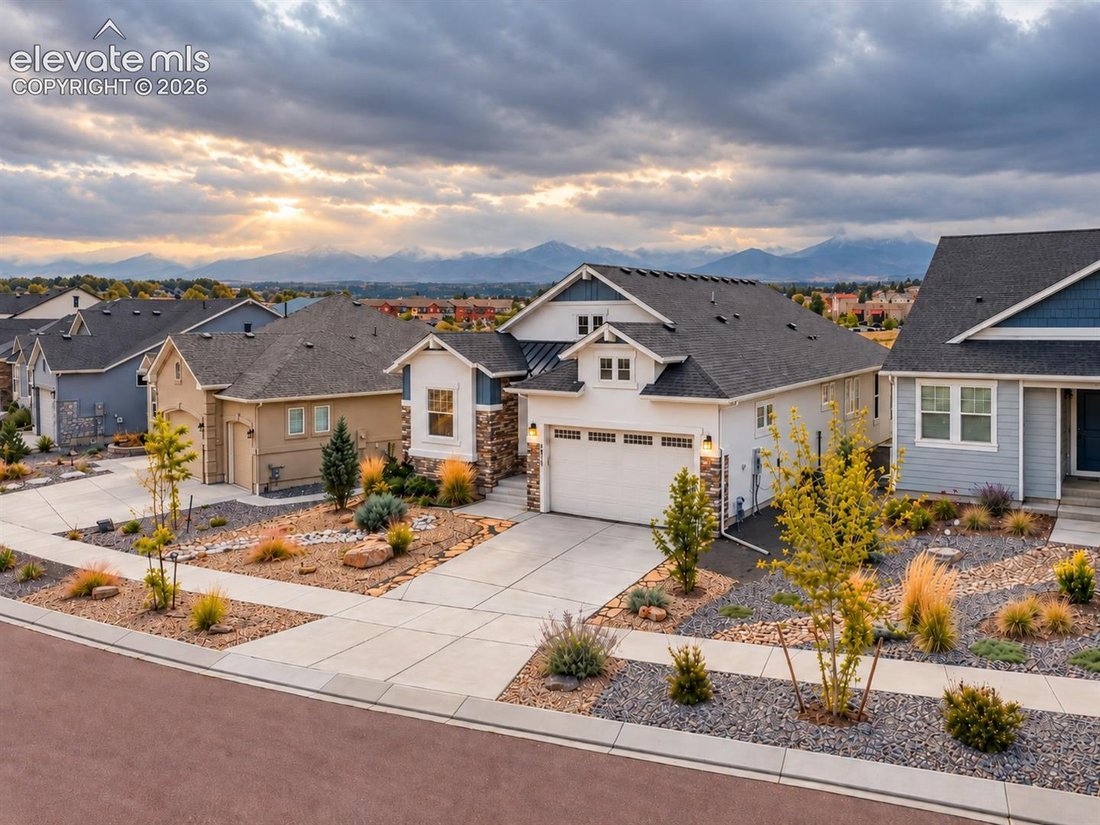 House in Colorado Springs, Colorado, United States 3 - 18998945