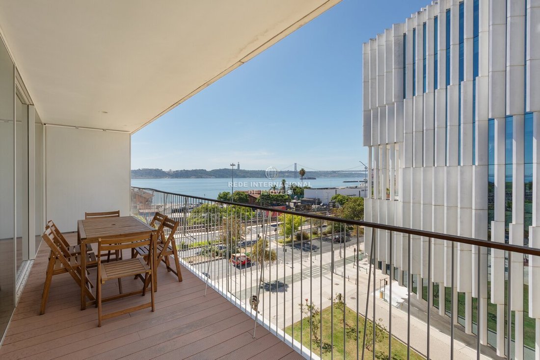 Apartment in Misericordia, Lisbon, Portugal 1 - 18999048