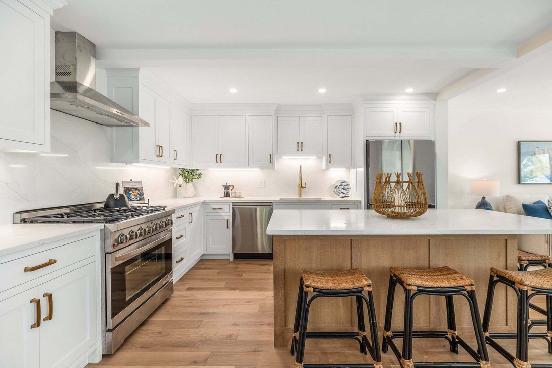 Condo in Gloucester, Massachusetts, United States 4 - 18998965