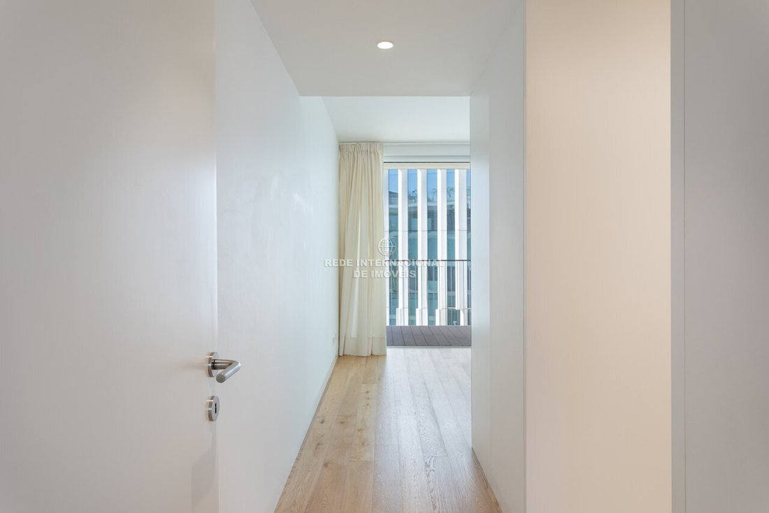 Apartment in Misericordia, Lisbon, Portugal 4 - 18999048