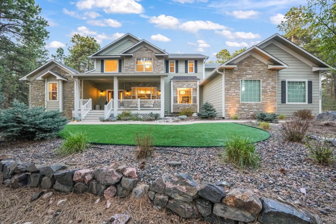 House in Colorado Springs, Colorado, United States 1 - 18998887