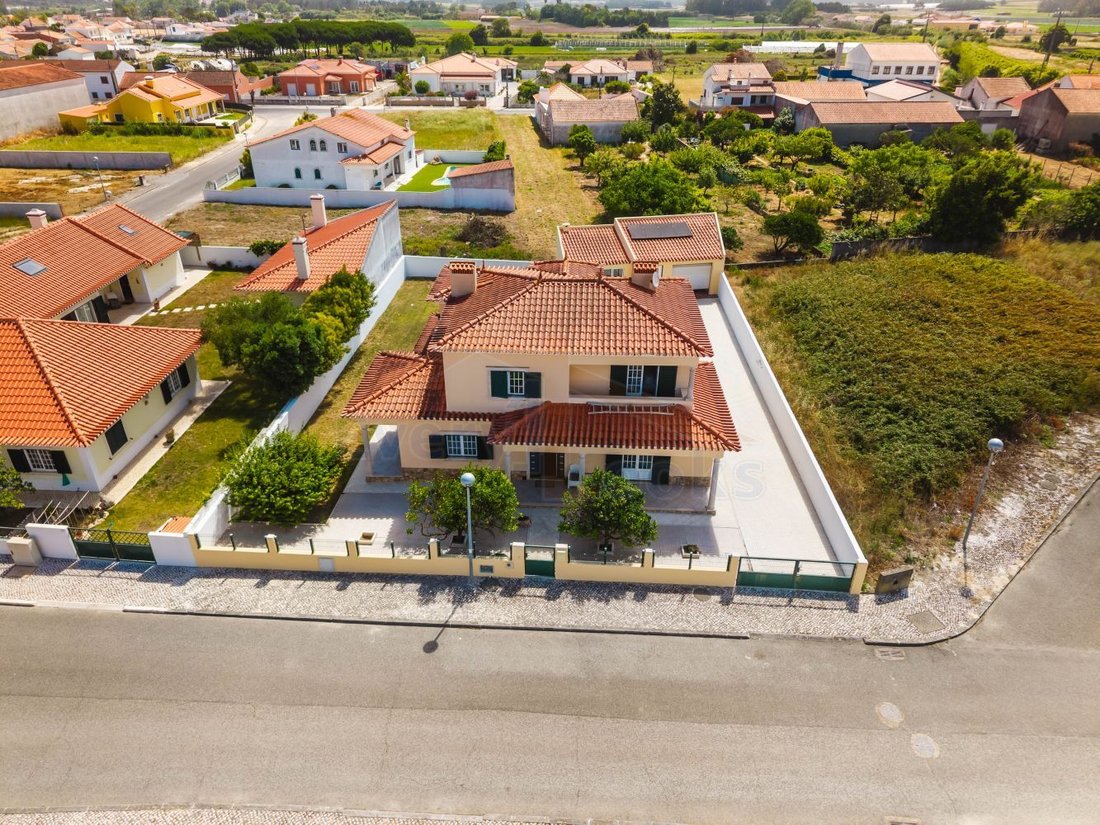 House in Olho Marinho, Leiria District, Portugal 3 - 18998852