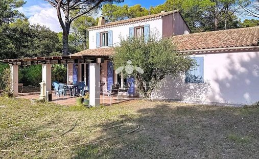 Villa a Besse-sur-Issole, Provenza-Alpi-Costa Azzurra, Francia 1