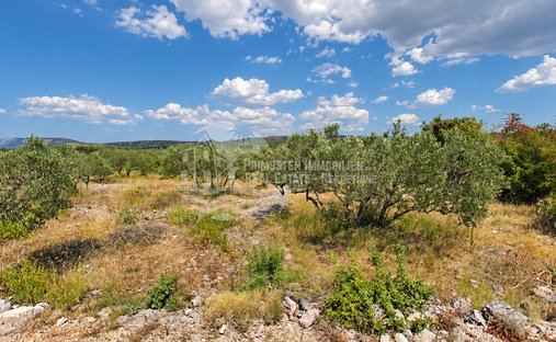 Land in Primosten, Sibenik-Knin County, Croatia 1