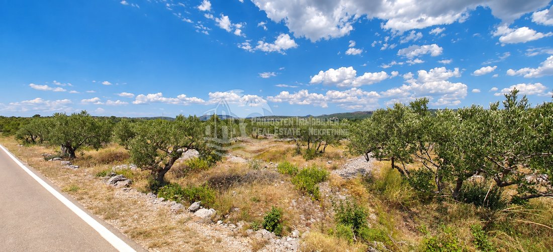 Land in Primosten, Sibenik-Knin County, Croatia 4 - 18998900
