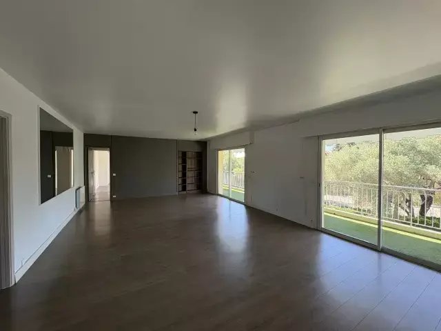 Apartment in Les Bastides, Antibes, France 4 - 18300905