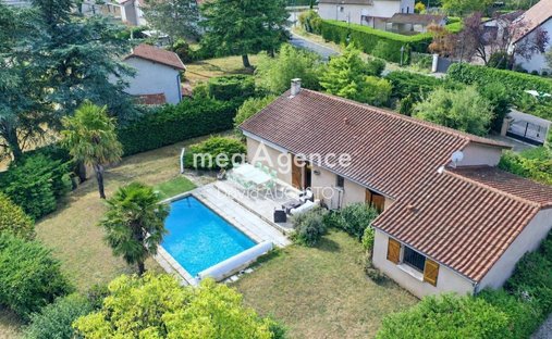 Villa in La Tour-de-Salvagny, Auvergne-Rhône-Alpes, France 1