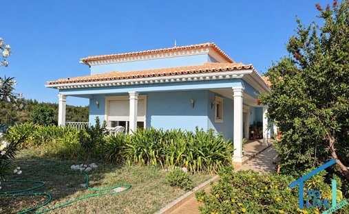 Villa in Serra e Junceira, Santarem District, Portugal 1