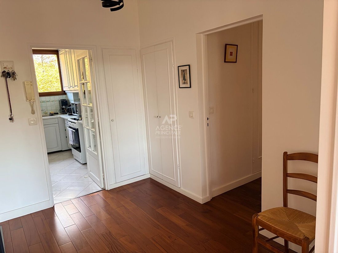 Apartment in Napoleon, Maisons-Laffitte, France 3 - 18999026