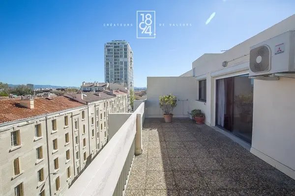 Apartment in Bompard, 7e Arrondissement, Marseille 1 - 17730502
