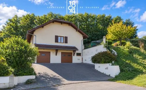 House in Rumilly, Auvergne-Rhône-Alpes, France 1