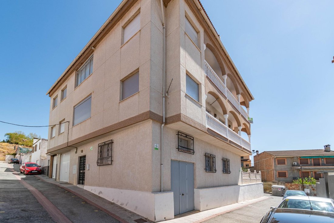 Jun, Andalusia, Spain 3 - 18998853