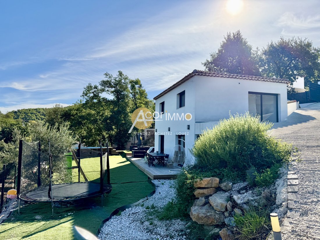 House in Solliès-Toucas, Provence-Alpes-Côte d'Azur, France 2 - 18999005