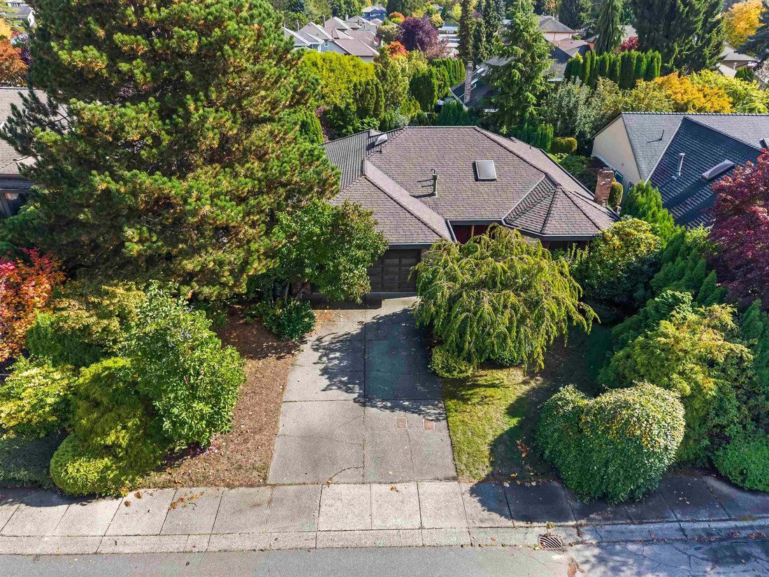 House in Surrey, British Columbia, Canada 1 - 18998961