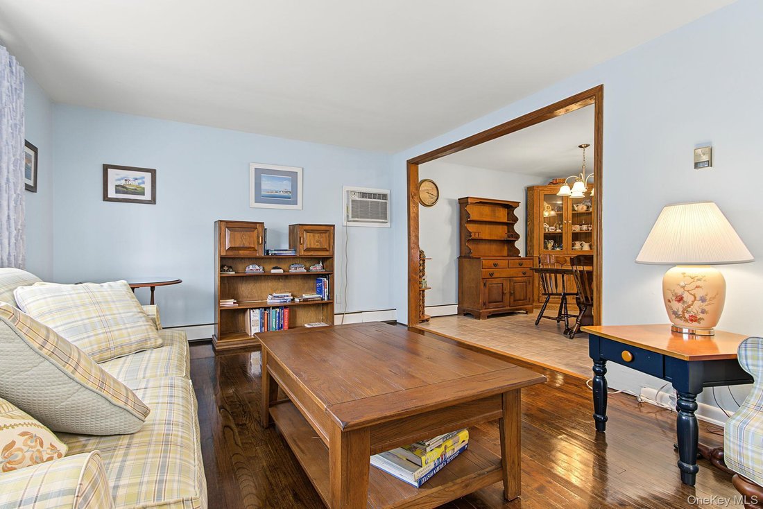 House in Wappingers Falls, New York, United States 5 - 18998893