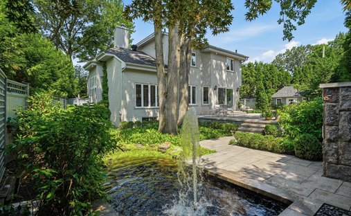 House in Longueuil, Quebec, Canada 1