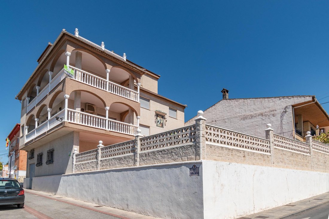 Jun, Andalusia, Spain 2 - 18998853