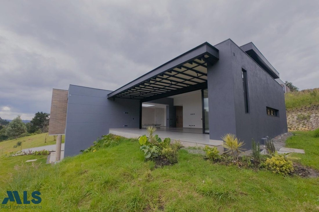 House in Envigado, Antioquia, Colombia 2 - 18998802