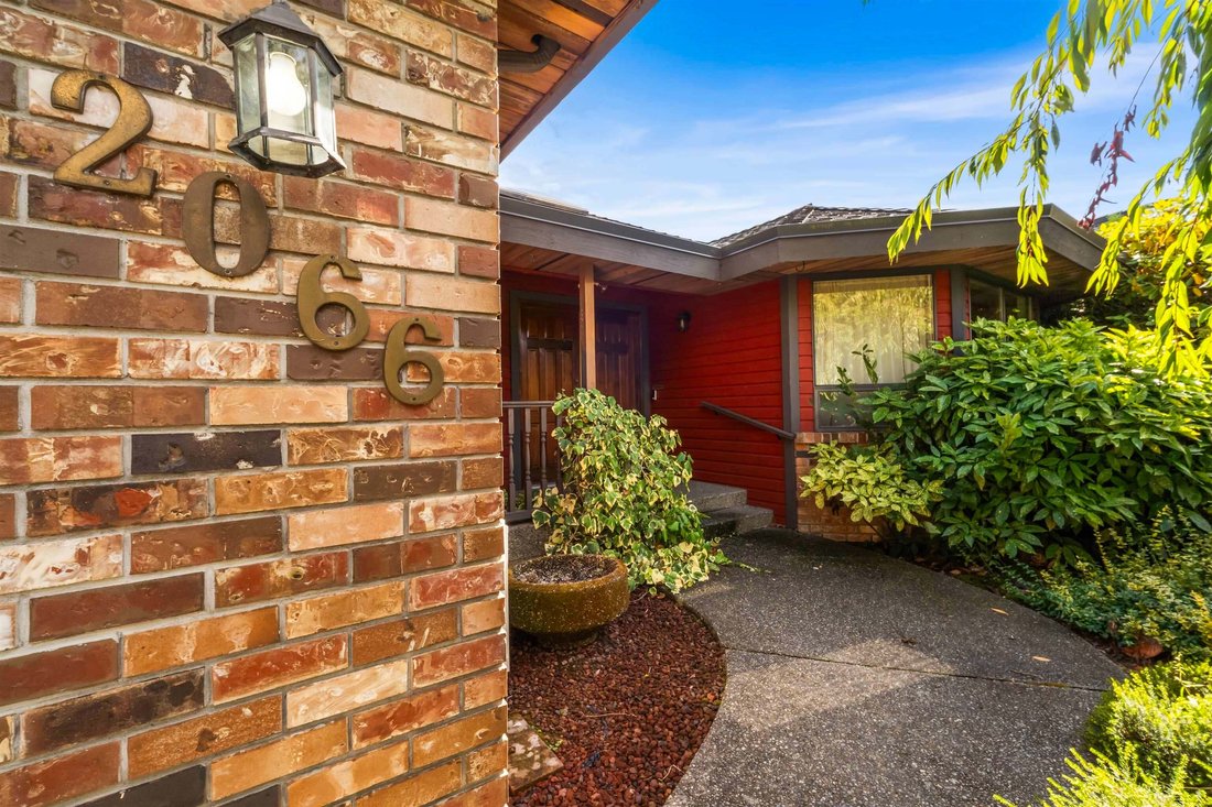 House in Surrey, British Columbia, Canada 4 - 18998961