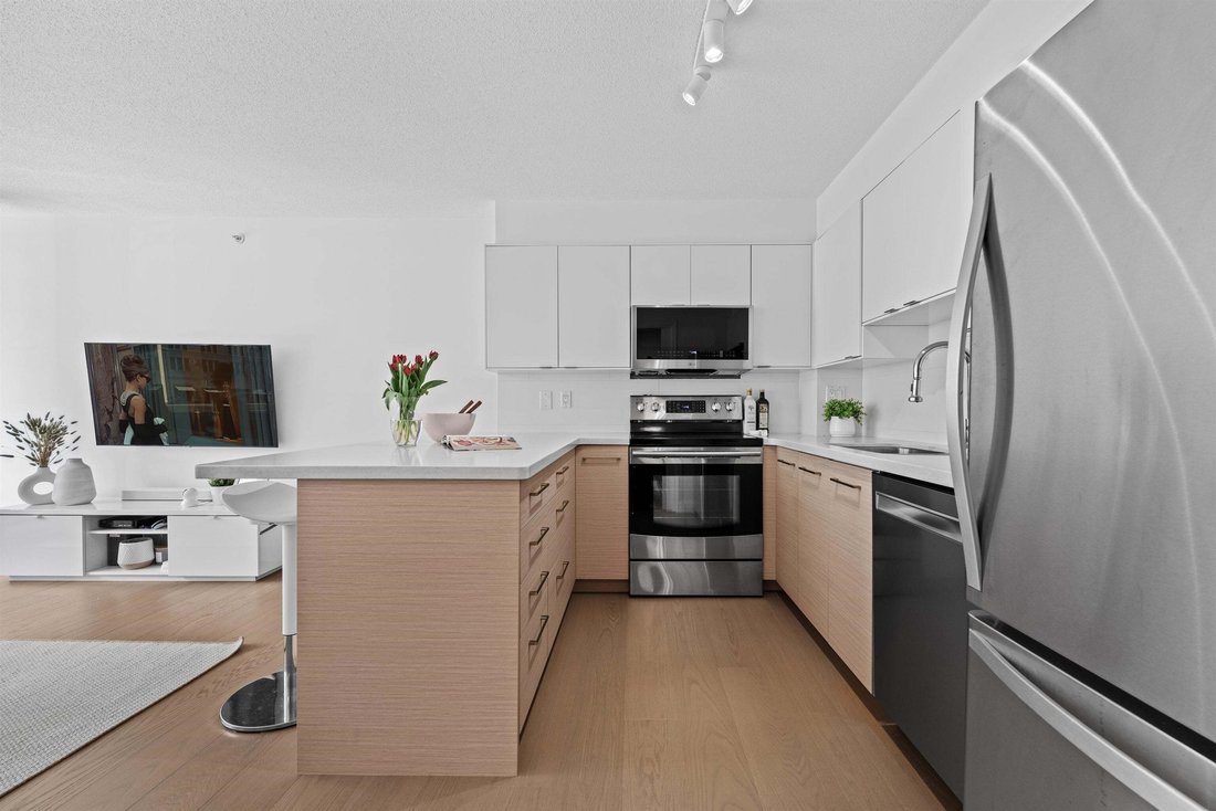 Condo in Vancouver, British Columbia, Canada 3 - 18998928