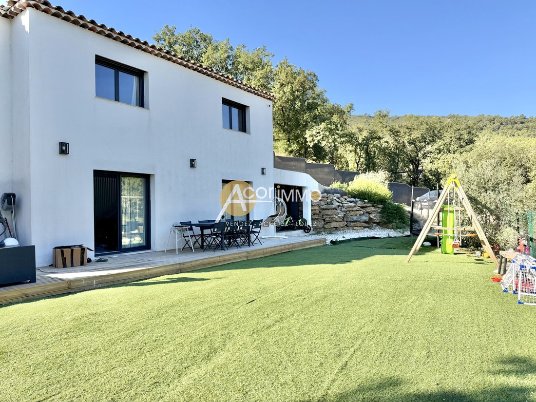 House in Solliès-Toucas, Provence-Alpes-Côte d'Azur, France 3 - 18999005