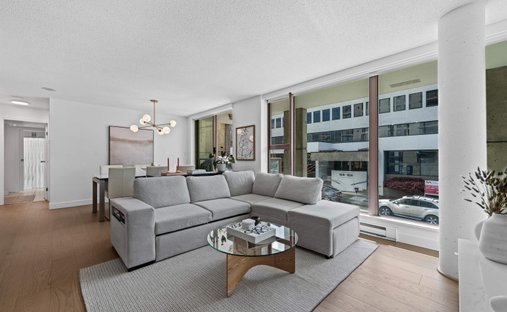 Condo in Vancouver, British Columbia, Canada 1