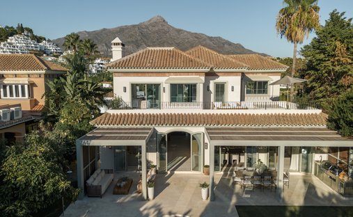 Villa in Nueva Andalucía, Marbella, Spanien 1