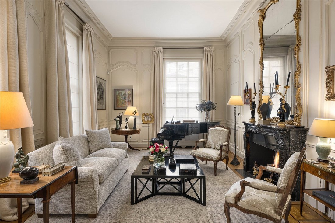 House in Belgravia, Westminster, England 2 - 18998855