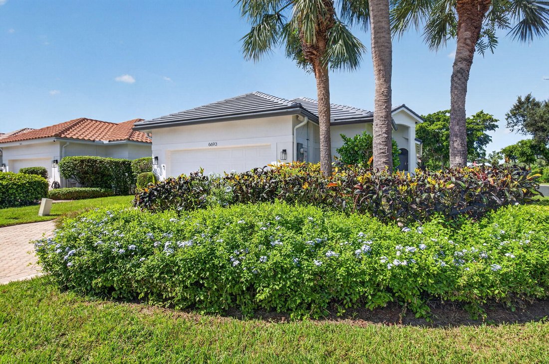 House in Boca Raton, Florida, United States 3 - 18998937