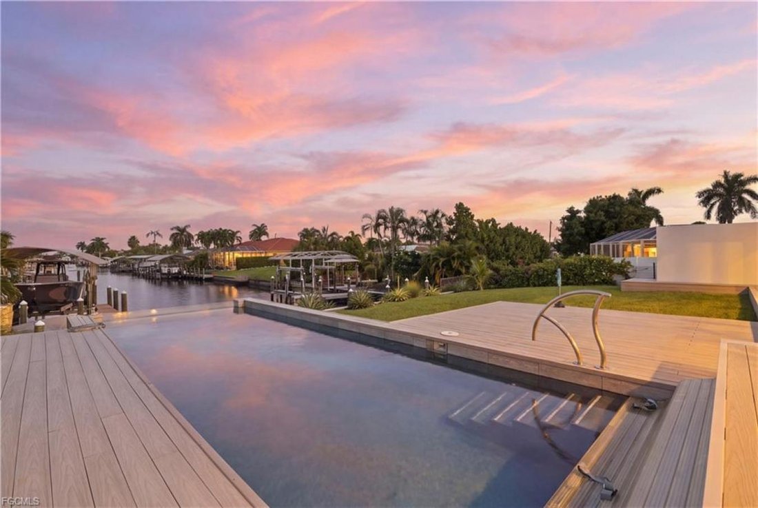 House in Cape Coral, Florida, United States 3 - 18998870