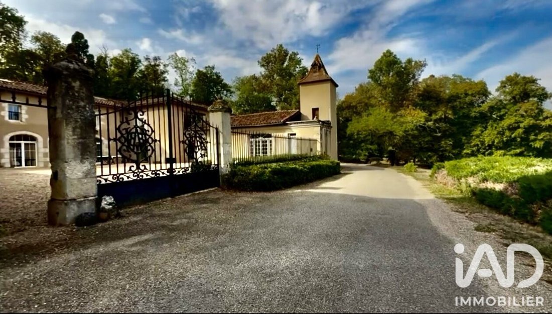 House in Faubourg Nord, Auch, France 1 - 18999937