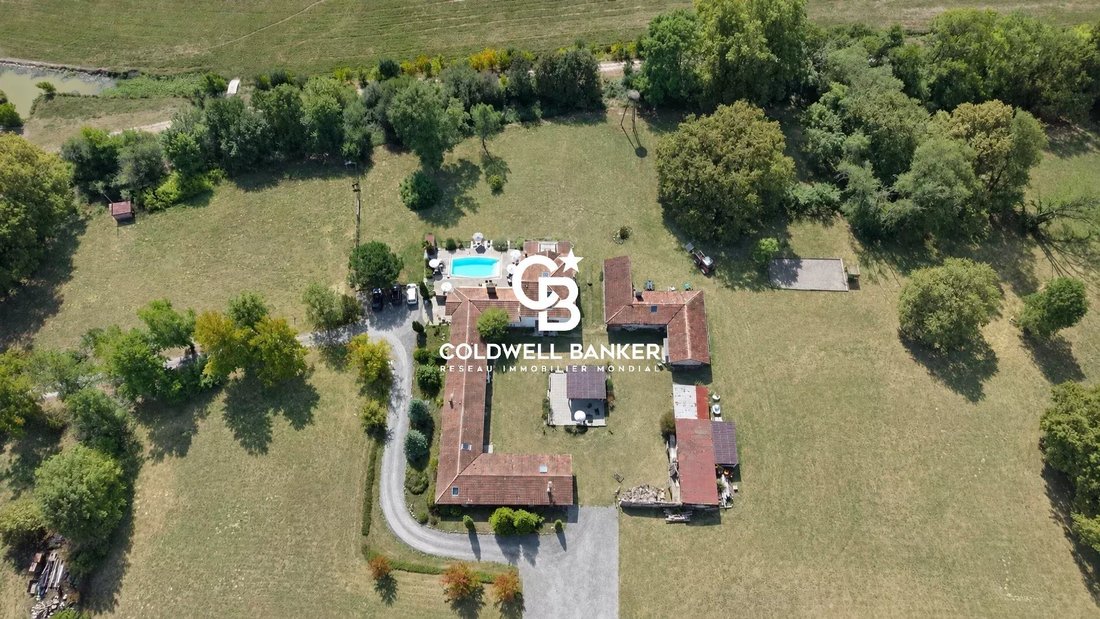 Estate in Tercis-les-Bains, Nouvelle-Aquitaine, France 2 - 18999089