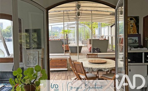 House in Sud, L'Ile-Saint-Denis, France 1