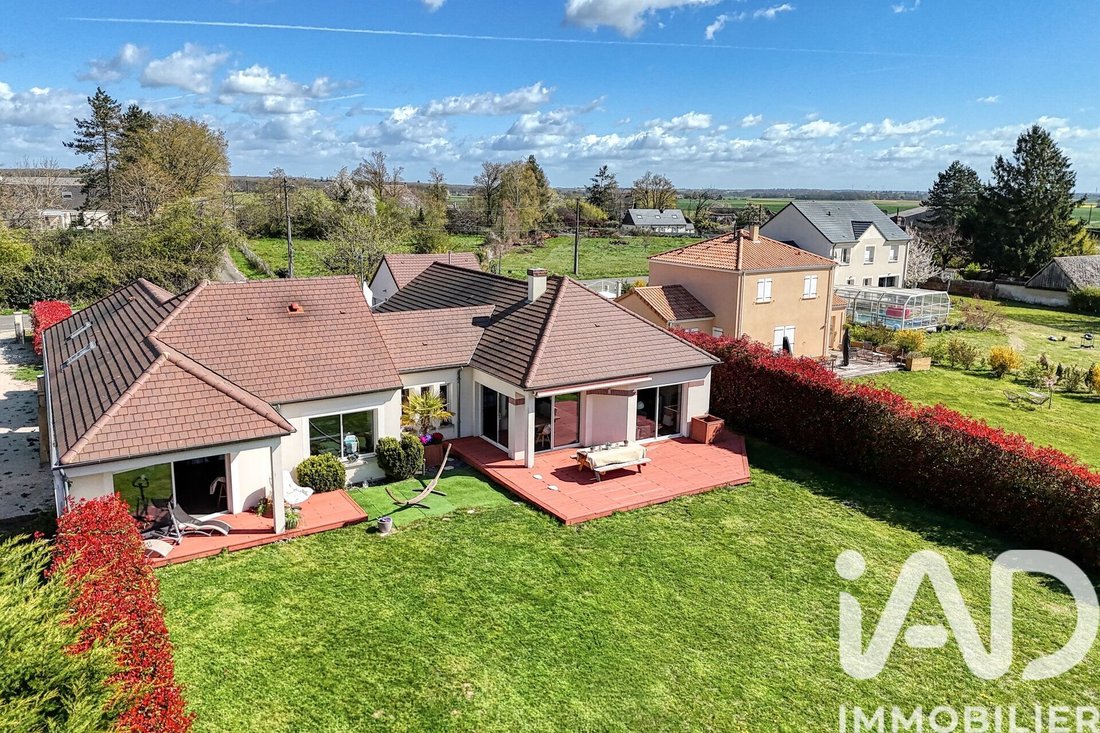 House in Illiers-Combray, Centre-Val de Loire, France 1 - 17361849
