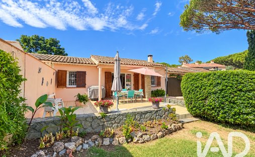 Maison à Nartelle-Noyer-Bellevue-bd des Sardinaux, Sainte-Maxime, France 1