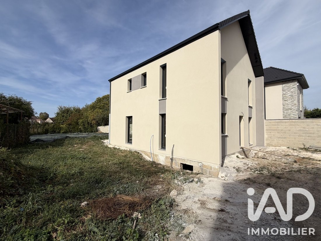 House in Serris, Ile-de-France, France 4 - 18999855