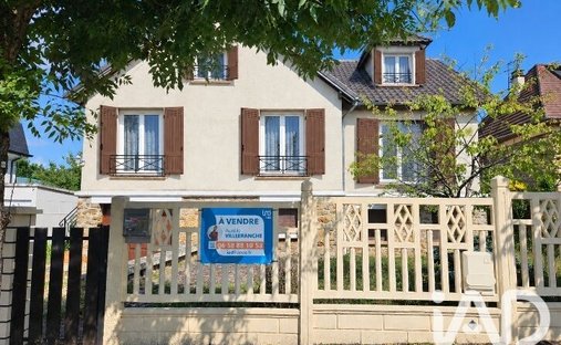 House in Nesles Nord, Champs-sur-Marne, France 1