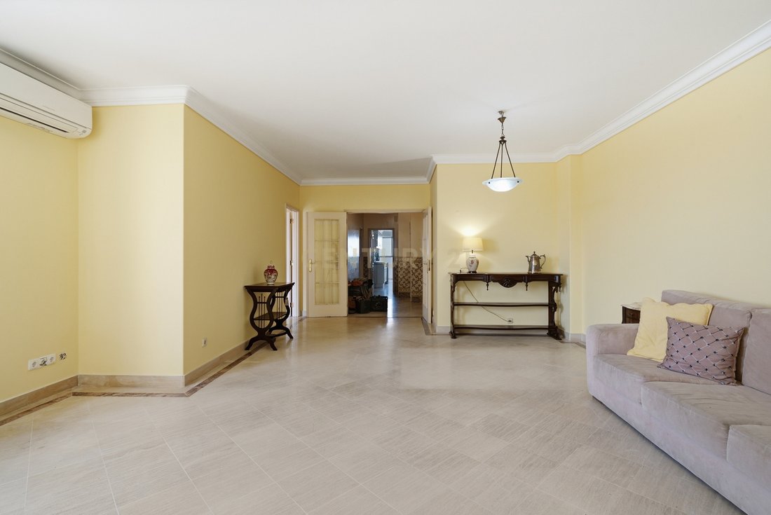 Apartment in Areeiro, Lisbon, Portugal 2 - 18999126