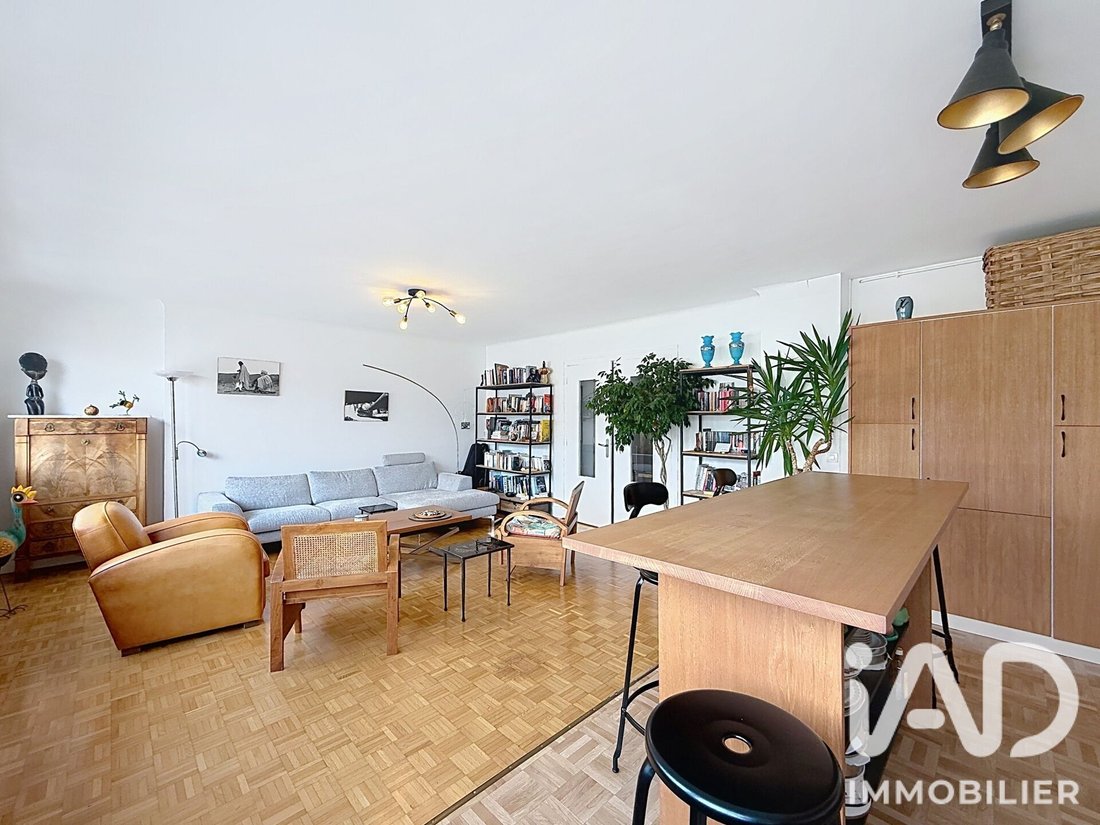 Apartment in Grange Aux Belles-Terrage, Paris 10e Arrondissement, Paris 5 - 18999847