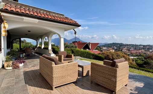 Villa in Verbania, Piemont, Italien 1