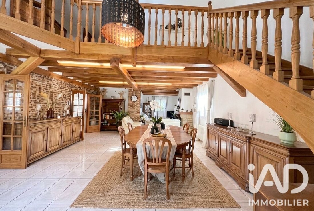 House in Chelles, Ile-de-France, France 4 - 18999905