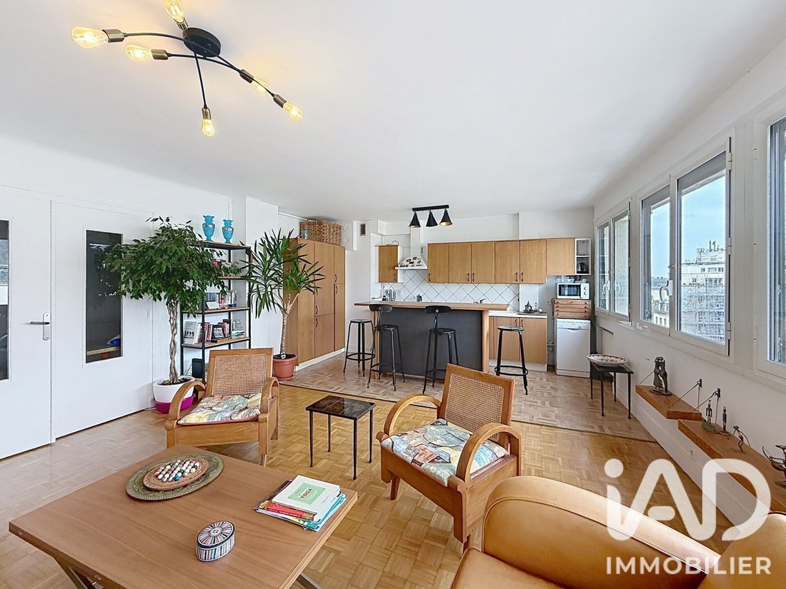 Apartment in Grange Aux Belles-Terrage, Paris 10e Arrondissement, Paris 2 - 18999847