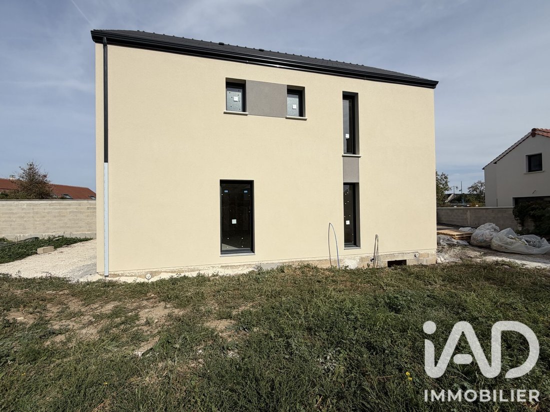 House in Serris, Ile-de-France, France 3 - 18999855